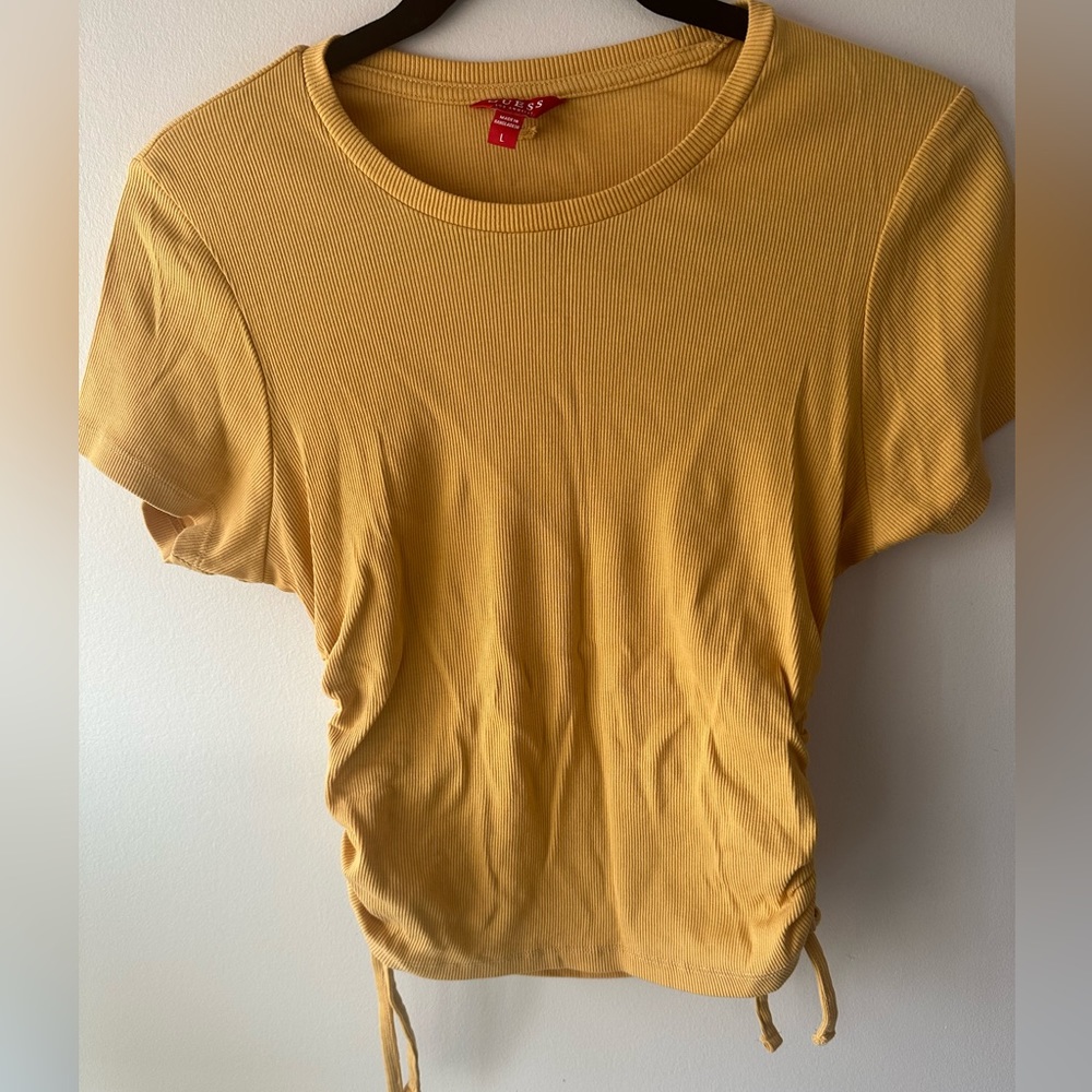 Short sleeve crop top